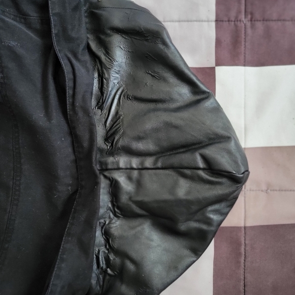 Rare obey denim jacket w/faux leather hoodie - Picture 11 of 11